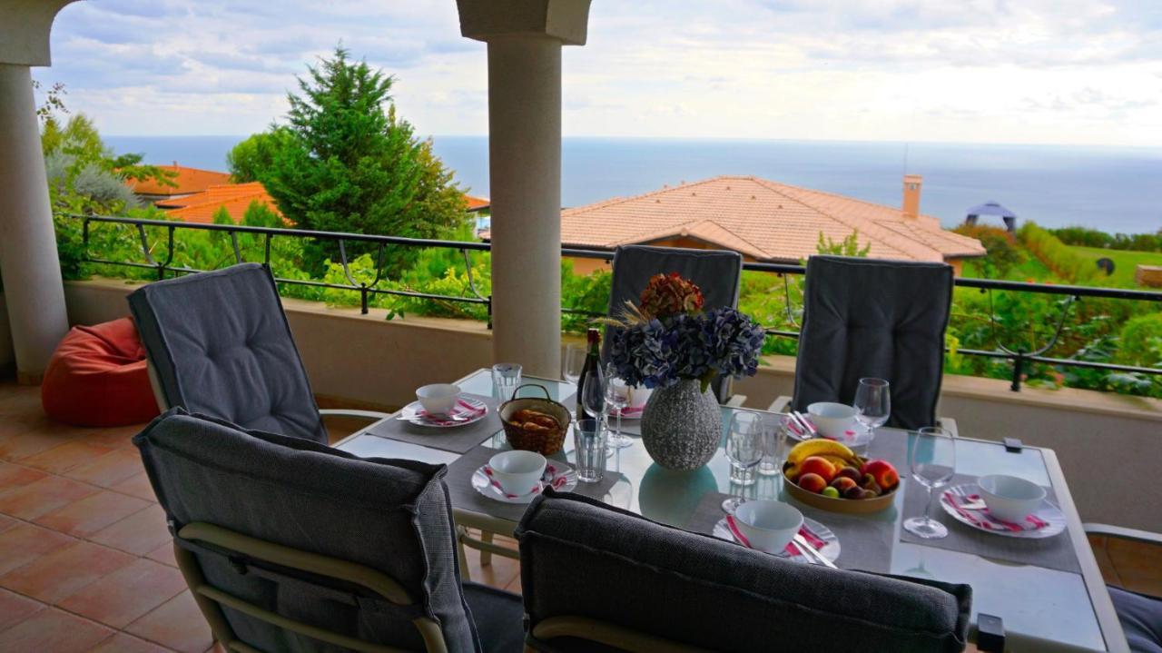 Вила Афина - Villa Afina Balchik Esterno foto